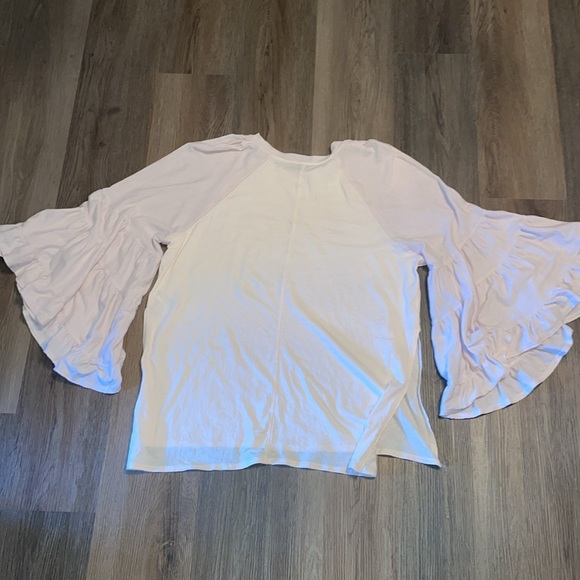 Free People No‎ Crying In Baseball Bell Sleeve Top Womens Size XS - Picture 12 of 17